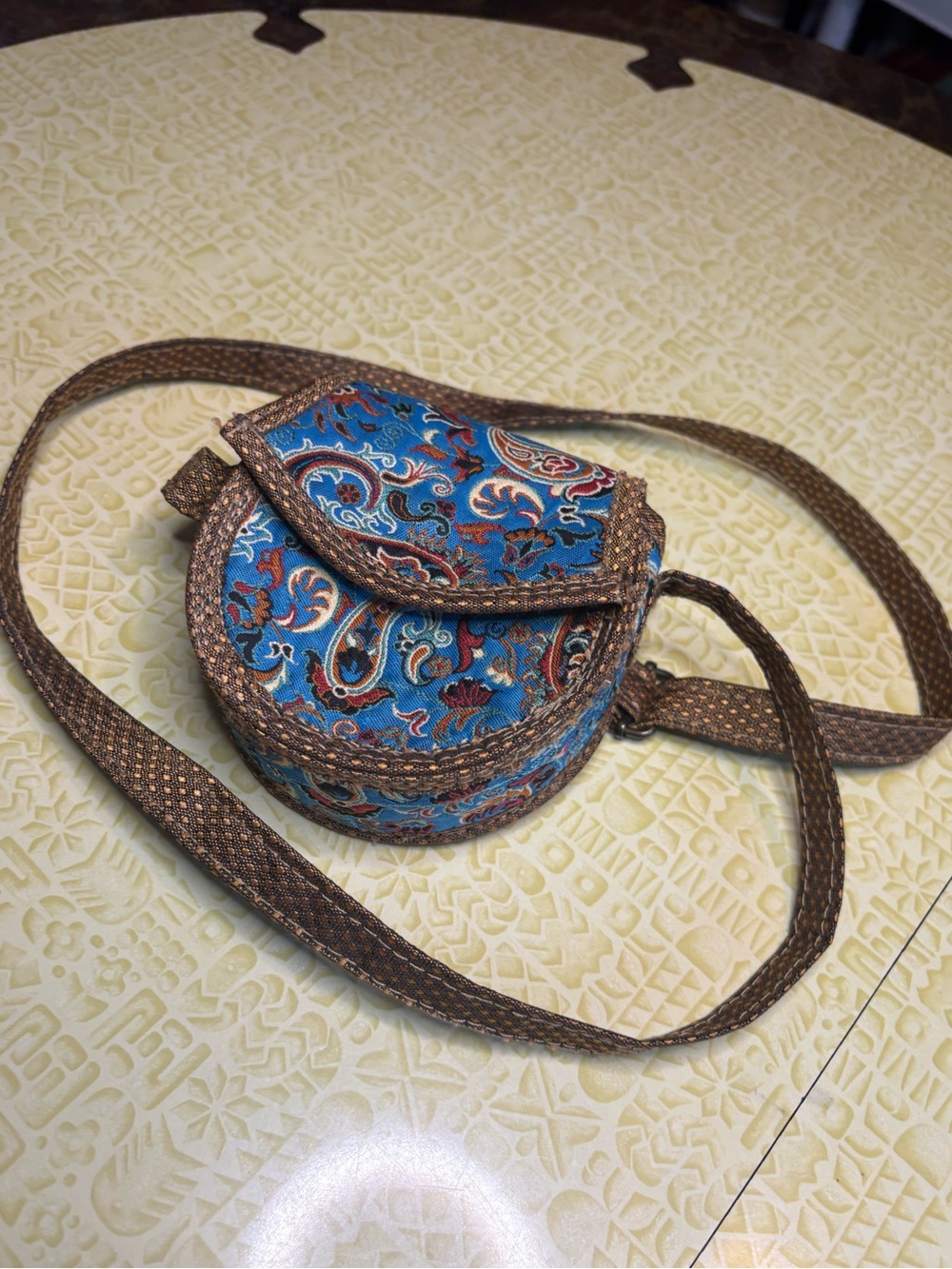 Handcrafted Blue Paisley Crossbody Bag with Brown Trim - Picture 3 of 9